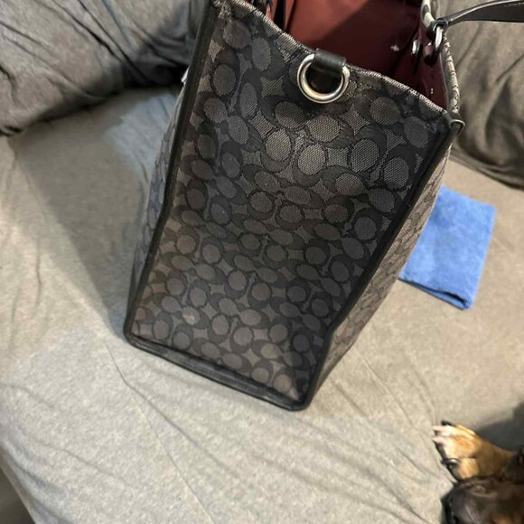 Coach Dempsey Tote 40 Signature Jacquard w/Stripe - Picture 2 of 7